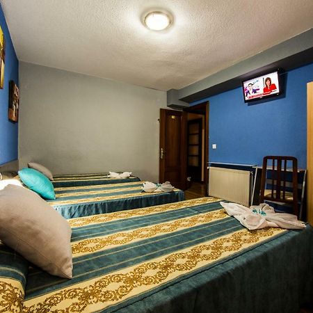 Hostal Escala Luna Salamanca Esterno foto