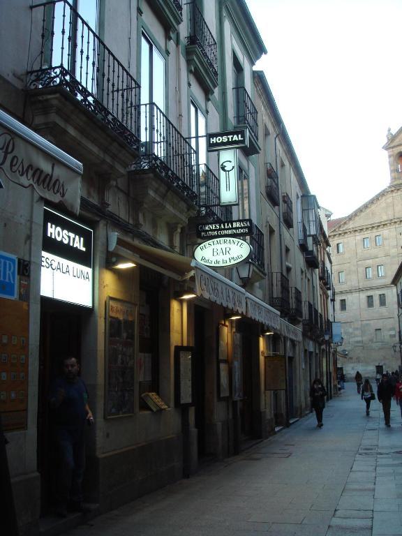 Hostal Escala Luna Salamanca Esterno foto