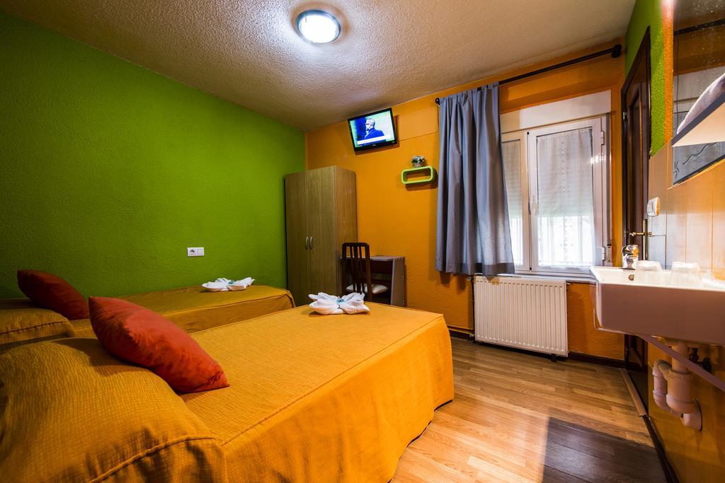 Hostal Escala Luna Salamanca Esterno foto
