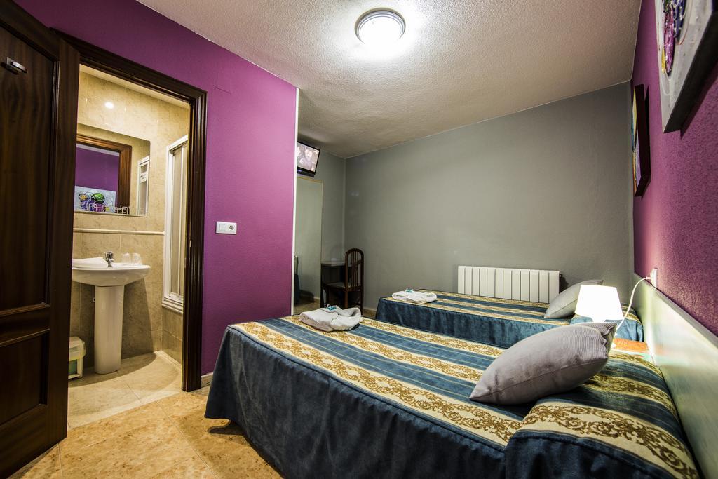 Hostal Escala Luna Salamanca Esterno foto