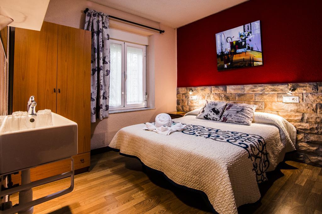 Hostal Escala Luna Salamanca Esterno foto